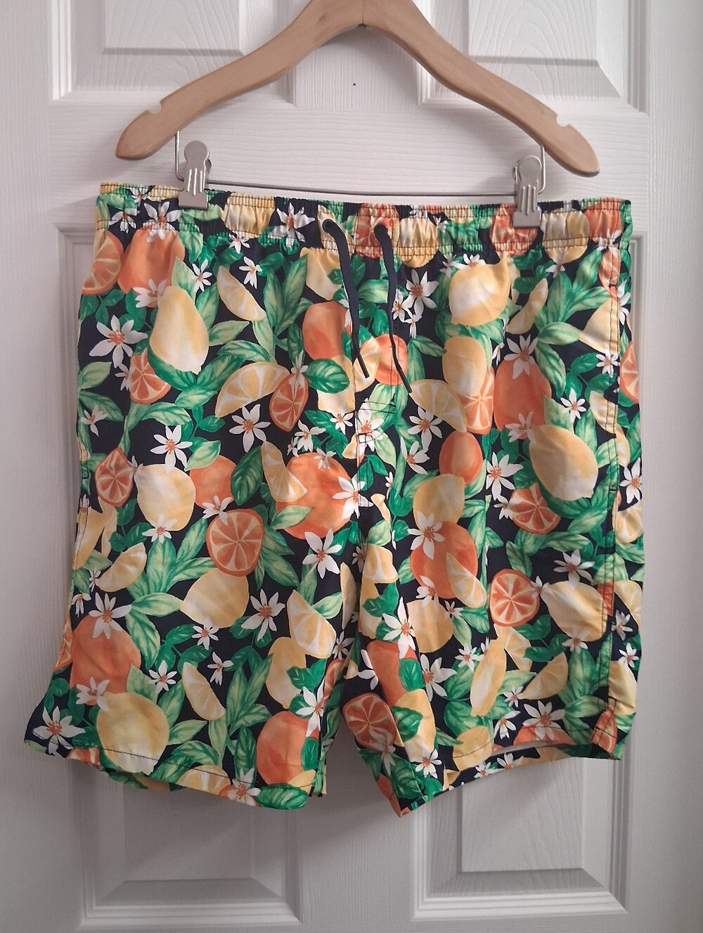 Old Navy Mens Fruit Print Swim Trunks Large